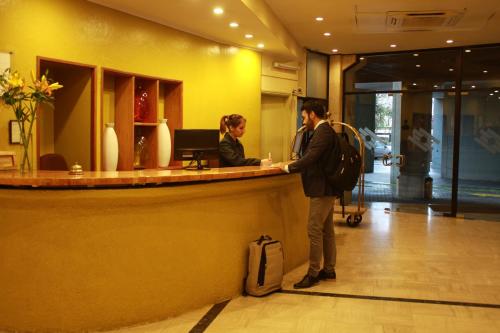 ردهة, فندق غالا (Gala Hotel) in مركز مدينة فينا ديل مار ردهة, فندق غالا (Gala Hotel) in مركز مدينة فينا ديل مار