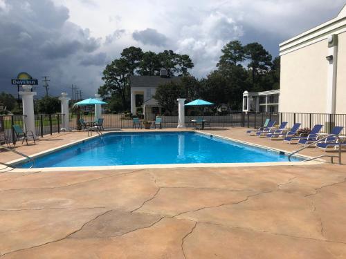 Days Inn by Wyndham Natchez in Natchez (MS) Days Inn by Wyndham Natchez in Natchez (MS)
