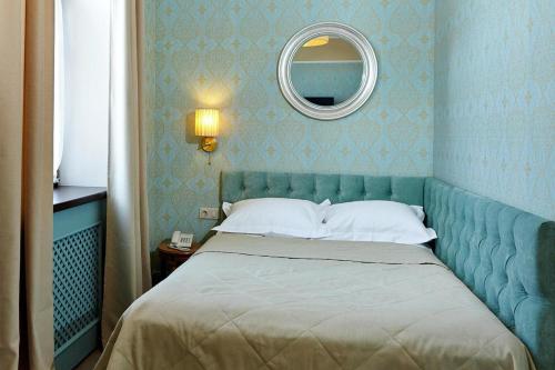 This photo about Vincent Hotel shared on HyHotel.com