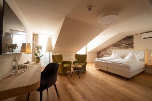 Hotel-Restaurant Allmer in Puch Bei Weiz Hotel-Restaurant Allmer in Puch Bei Weiz