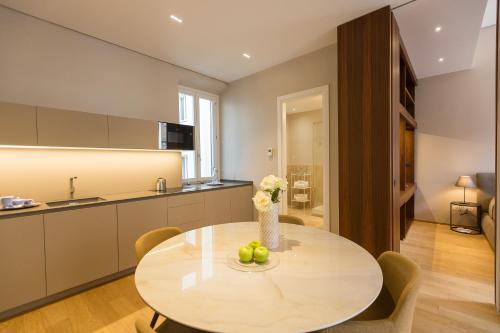 Facilities, Amazing Piazza Venezia Suites in Pantheon Facilities, Amazing Piazza Venezia Suites in Pantheon