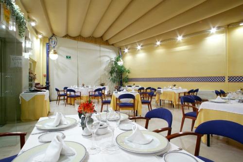 Restaurant, Senator Huelva in Huelva Restaurant, Senator Huelva in Huelva