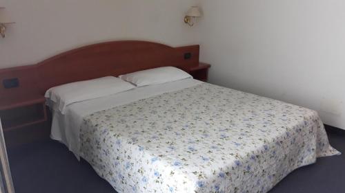 This photo about Hotel Villa Fontana shared on HyHotel.com