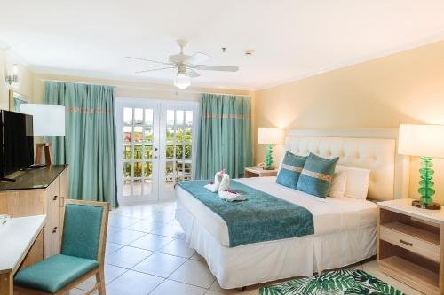 Bay Gardens Beach Resort & Spa in Rodney Bay Bay Gardens Beach Resort & Spa in Rodney Bay