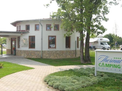 This photo about Thermal Camping Sarvar Apartmanhaz shared on HyHotel.com