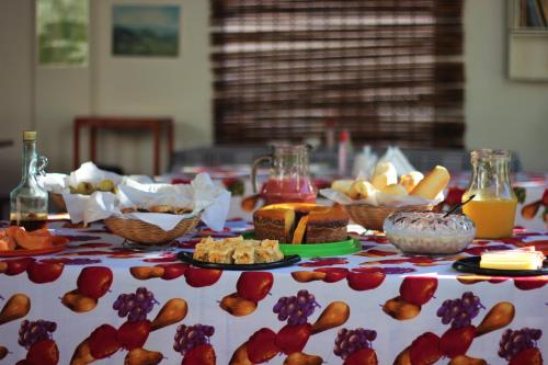 อาหารและเครื่องดื่ม, Doce Lar Hospedaria in เลนคอยส์ อาหารและเครื่องดื่ม, Doce Lar Hospedaria in เลนคอยส์