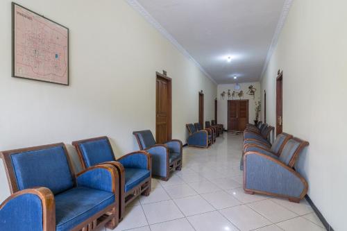 Lobby, RedDoorz @ Hotel Sartika Yogyakarta in Wirobrajan Lobby, RedDoorz @ Hotel Sartika Yogyakarta in Wirobrajan