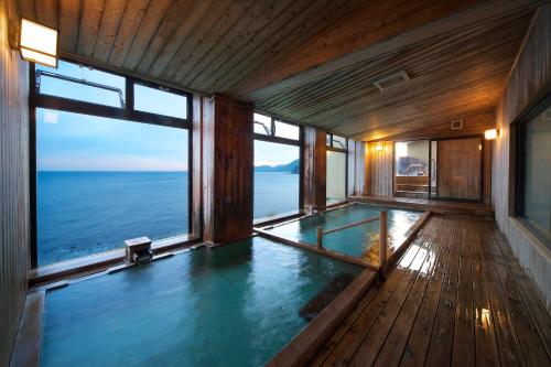 ريوكان سينومي (Ryokan Senoumi) in Izu ريوكان سينومي (Ryokan Senoumi) in Izu