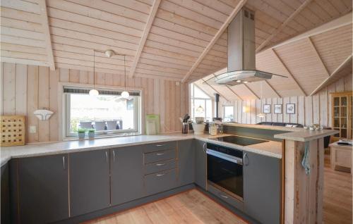 Kitchen, Holiday Home Bækholmen Ebeltoft Iv in Vibaek Strand Kitchen, Holiday Home Bækholmen Ebeltoft Iv in Vibaek Strand