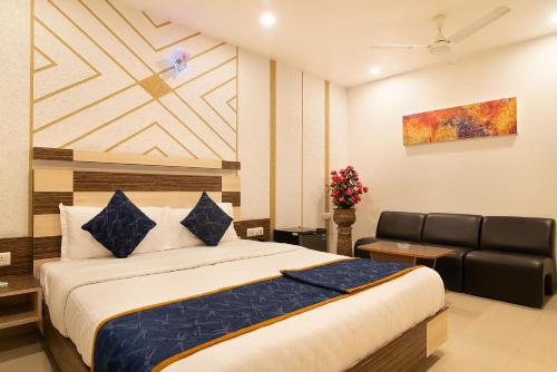 This photo about Hotel Sheetal Plaza shared on HyHotel.com