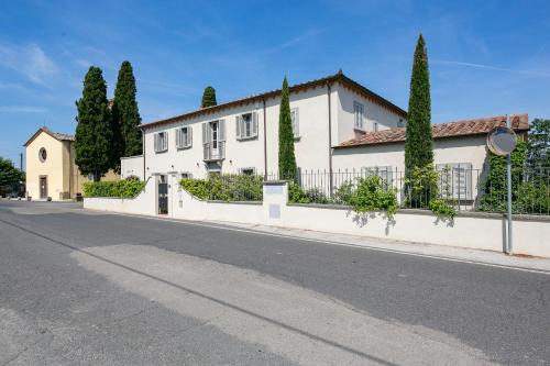 Bejárat, Villa Severina in Pietraia Bejárat, Villa Severina in Pietraia