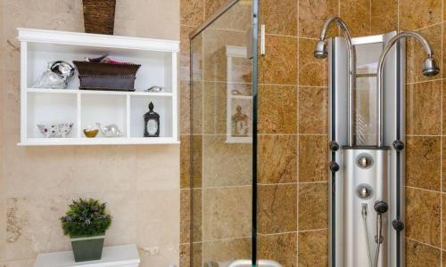 This photo about Villa Renaissance shared on HyHotel.com