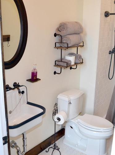 在meiguo.com看到的Eighteen-Ninety Sleepover的介绍图片