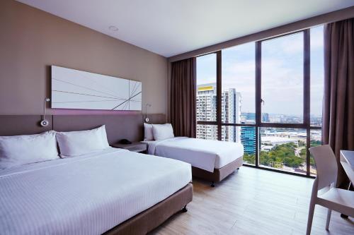 Qliq Damansara Hotel in One Utama / Damansara Qliq Damansara Hotel in One Utama / Damansara