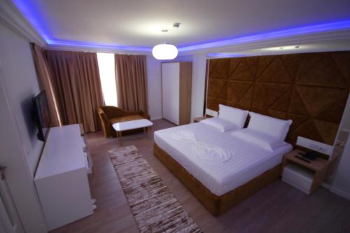 ELJOS HOTEL in โวเร ELJOS HOTEL in โวเร