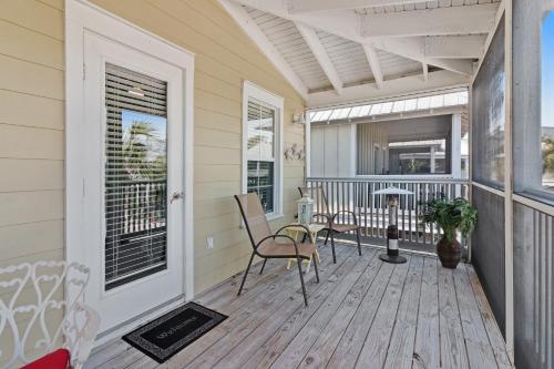 Barefoot Cottages #B22 in Port Saint Joe Barefoot Cottages #B22 in Port Saint Joe