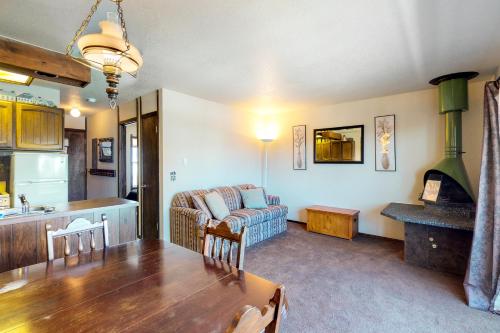 Red Cricket 22 in סנדפוינט(אי די) Red Cricket 22 in סנדפוינט(אי די)