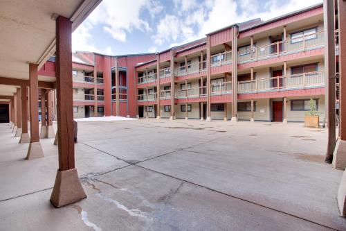 在meiguo.com看到的Longbranch Mountain Escape的介绍图片