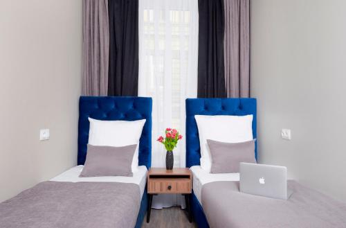 This photo about Смарт-апартаменты 'Летто у Исаакиевского Собора' shared on HyHotel.com