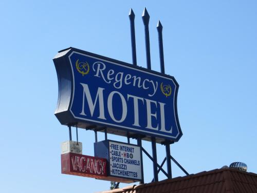Létesítmények, Regency Motel in Brea (CA) Létesítmények, Regency Motel in Brea (CA)