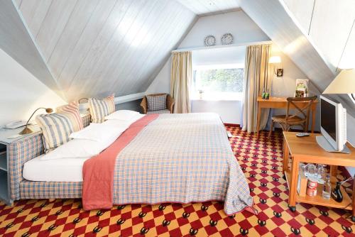 Romantik Hotel Jagdhaus Waldfrieden in Bilsen Romantik Hotel Jagdhaus Waldfrieden in Bilsen