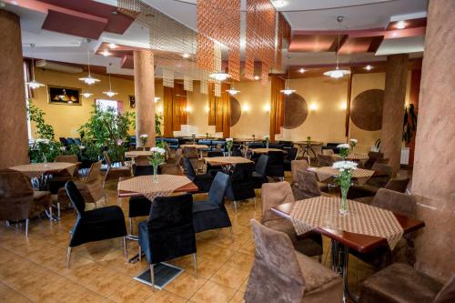 Restaurant, Dalos in Kuznetsovsk Restaurant, Dalos in Kuznetsovsk
