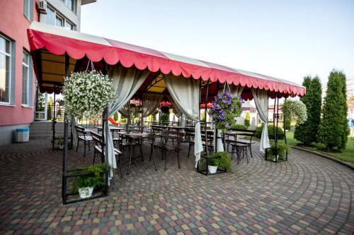 Altan/terrasse, Dalos in Kuznetsovsk Altan/terrasse, Dalos in Kuznetsovsk