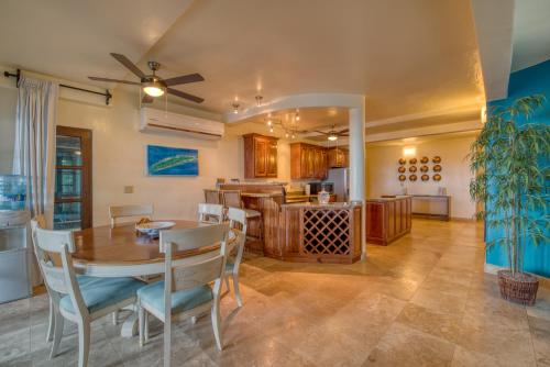 Facilities, Caribe Tesoro in Roatan Island Facilities, Caribe Tesoro in Roatan Island