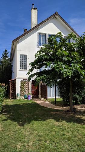 Entrance, Appartement les Acacias in Clamart Entrance, Appartement les Acacias in Clamart