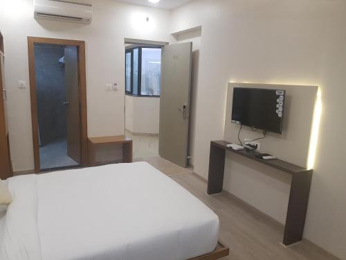 Hotel Grace Galaxy in Bandra Hotel Grace Galaxy in Bandra