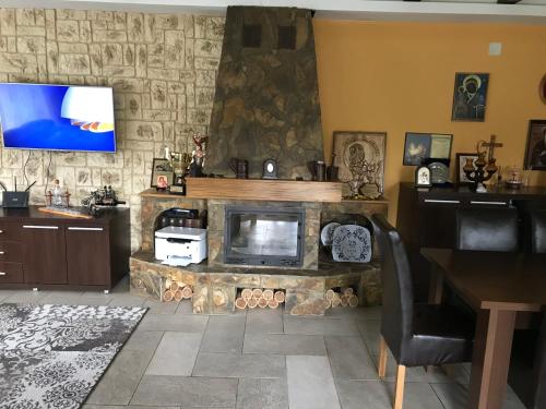 Pensiunea Raiul Munților (Pensiunea Raiul Muntilor) in Sebiș Pensiunea Raiul Munților (Pensiunea Raiul Muntilor) in Sebiș