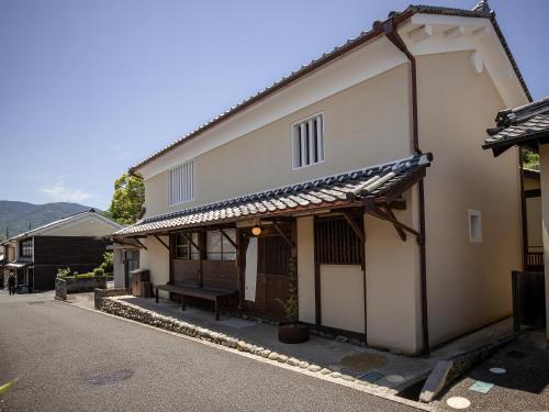 Exterior view, 内子の宿 久 in Uchiko Exterior view, 内子の宿 久 in Uchiko