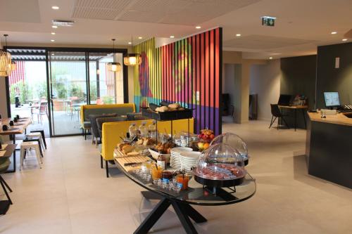 طعام و مشروبات, Hotel la Capelle Millau in ميلوء طعام و مشروبات, Hotel la Capelle Millau in ميلوء