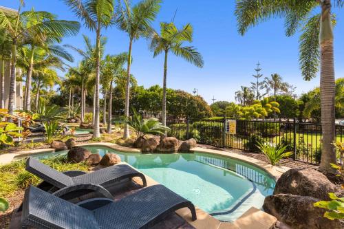 Swimming pool, Resort Rooms at Bells Boulevard in Kingscliff Swimming pool, Resort Rooms at Bells Boulevard in Kingscliff
