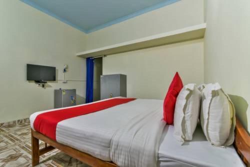 This photo about Ave maria holiday home shared on HyHotel.com