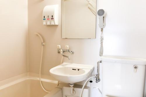 This photo about Hotel and Renta Car 660 shared on HyHotel.com