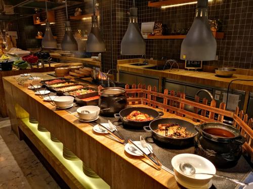 Food and beverages, Wyndham Shanghai Nanxiang in Jiading Food and beverages, Wyndham Shanghai Nanxiang in Jiading