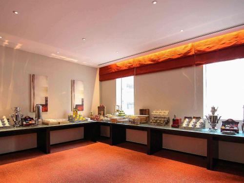 Meeting room / ballrooms, ibis One Central in World Trade Centre DIFC Meeting room / ballrooms, ibis One Central in World Trade Centre DIFC