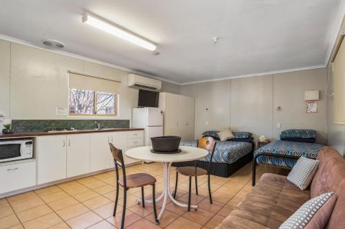 Facilities, AAOK Karratha Caravan Park in Karratha Facilities, AAOK Karratha Caravan Park in Karratha