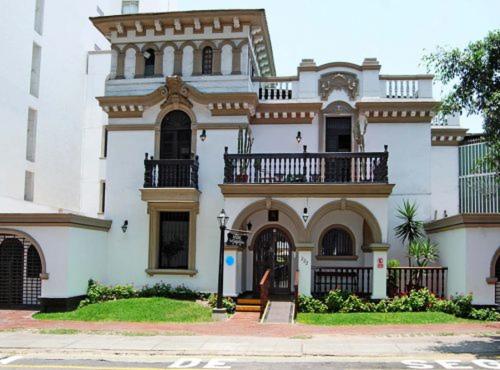 This photo about Hotel La Castellana shared on HyHotel.com