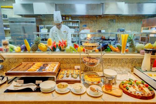 Food and beverages, Niranta Transit Hotel Mumbai Airport in Vile Parle Food and beverages, Niranta Transit Hotel Mumbai Airport in Vile Parle