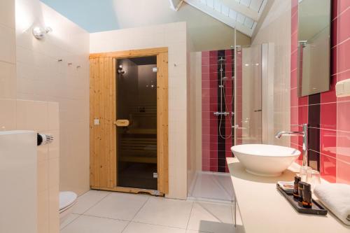 Szauna, Rosa Arvensis in Lottum Szauna, Rosa Arvensis in Lottum