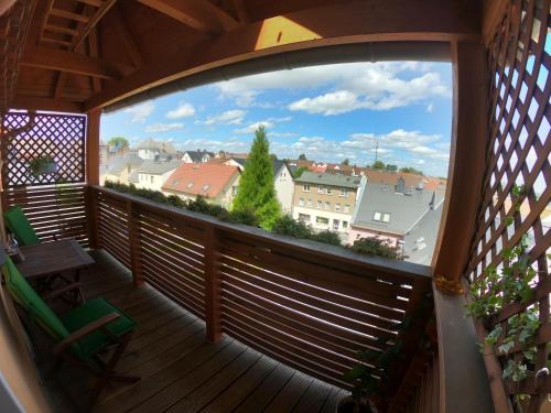 ระเบียง/ชานเรือน, Purer Luxus in Zwickau Planitz - Exklusive Ferienwohnung fur bis zu 10 Personen! in ซวิกเคา ระเบียง/ชานเรือน, Purer Luxus in Zwickau Planitz - Exklusive Ferienwohnung fur bis zu 10 Personen! in ซวิกเคา