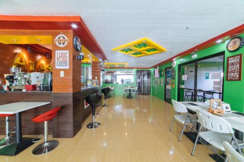 Restaurant, RedDoorz near Notre Dame of Dadiangas University in General Santos City Restaurant, RedDoorz near Notre Dame of Dadiangas University in General Santos City