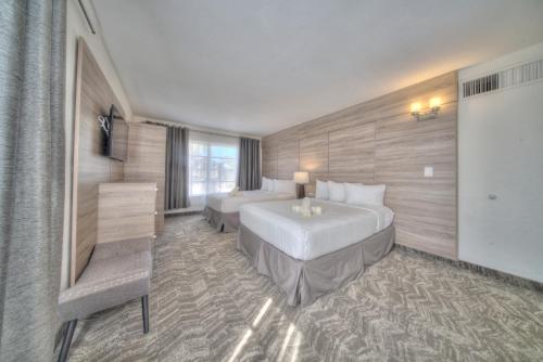 Riverside Apartments By The Beach in Pompano Beach Riverside Apartments By The Beach in Pompano Beach