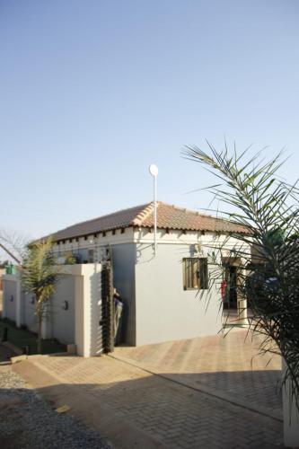 Thavhani Guest House in Kruger National Park Thavhani Guest House in Kruger National Park