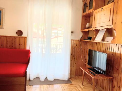 Traditional penthouse with mountain view in Grevena Traditional penthouse with mountain view in Grevena