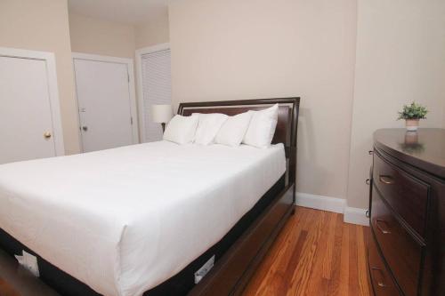 Luxury 3 Bedroom, 20 min to Boston, 15min Encore in 馬爾登 Luxury 3 Bedroom, 20 min to Boston, 15min Encore in 馬爾登