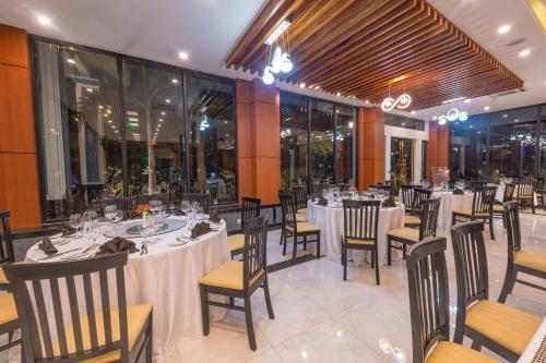 レストラン, コンポンチャム ロイヤル ホテル (Kampong Thom Royal Hotel) in コンポントム レストラン, コンポンチャム ロイヤル ホテル (Kampong Thom Royal Hotel) in コンポントム