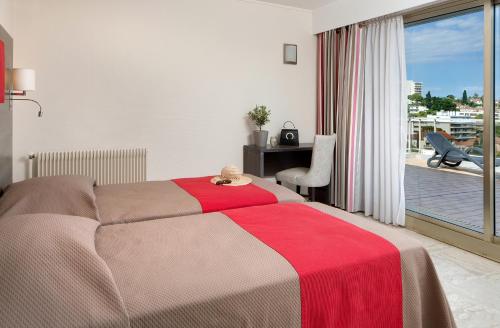 This photo about The Originals Residence, Les Strelitzias shared on HyHotel.com